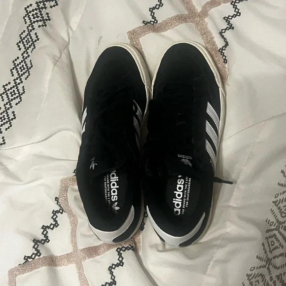 Adidas Nora Skate Shoe | size 7 1/2 - Picture 3 of 7